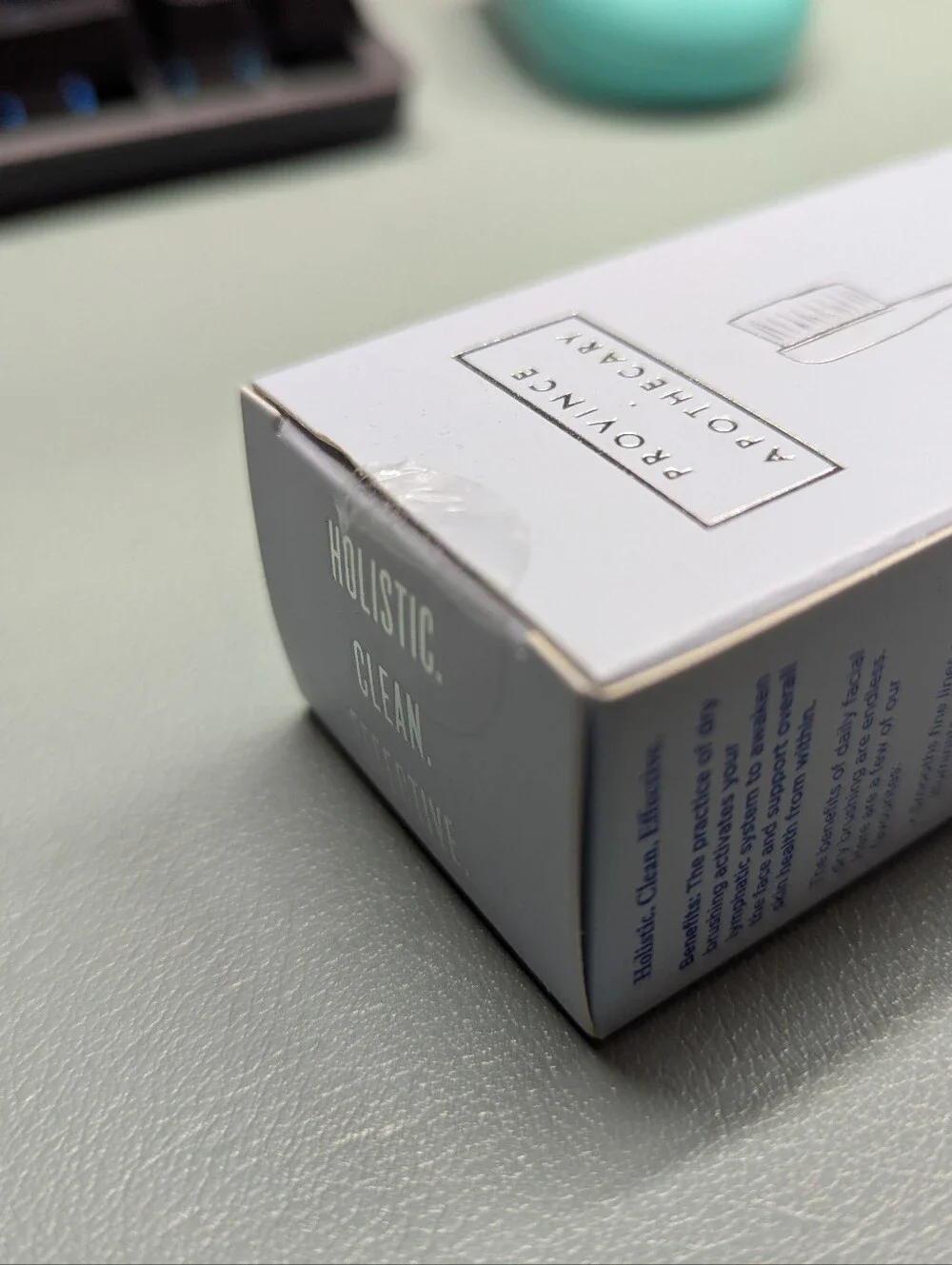 Provence & Apothecary - Ultra Soft Facial Dry Brush - White